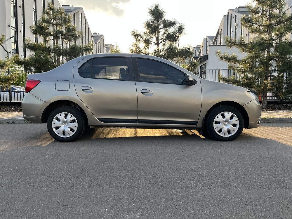 Renault Logan 2014