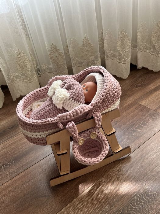 В'язана люлька ручної роботи