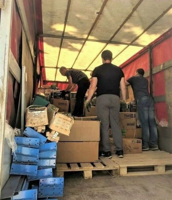 Услуги грузчиков, заказать грузчиков в Днепре