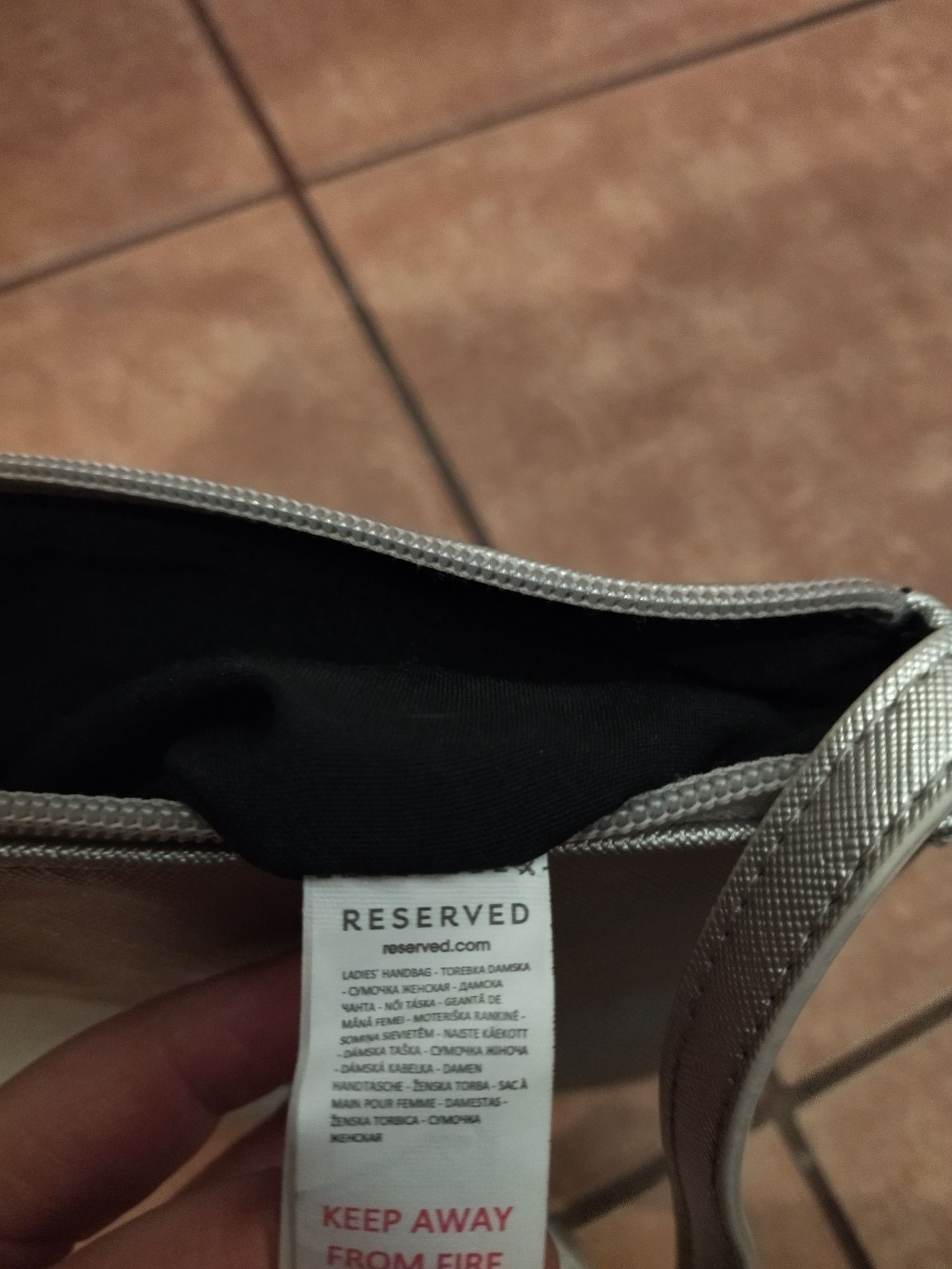 Srebrna Torebka Reserved