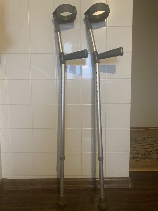 Продам милиці Simply med, ліктьові