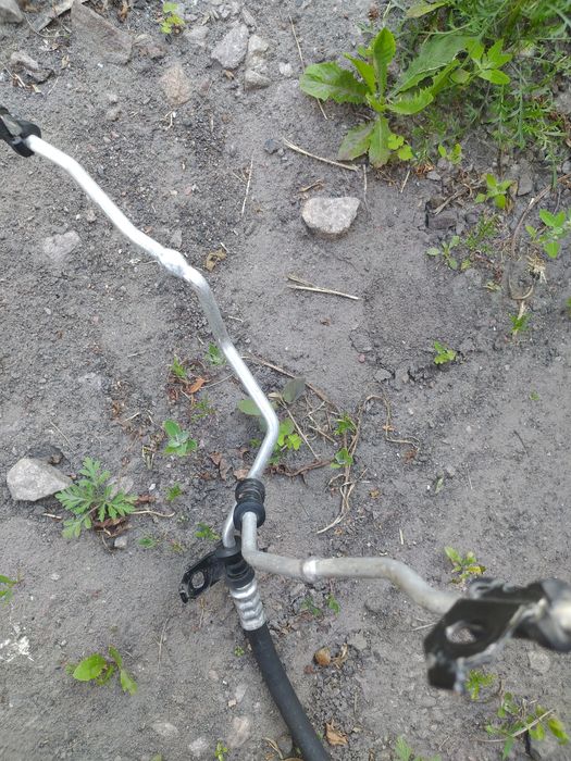 Продам трубку кондиціонер Рено Меган 3