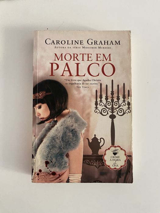 Morte em palco - Caroline Graham