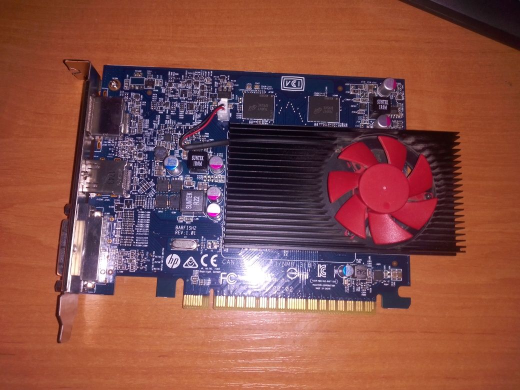 Відеокарта  Radeon r7 450(4GB)