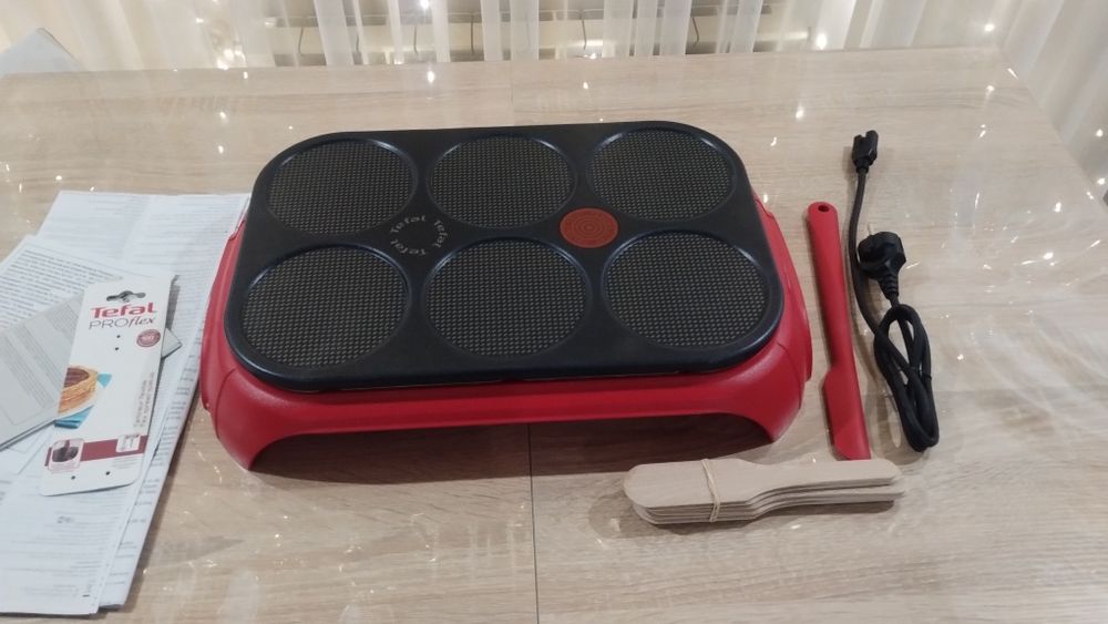 Млинниця tefal colormania.