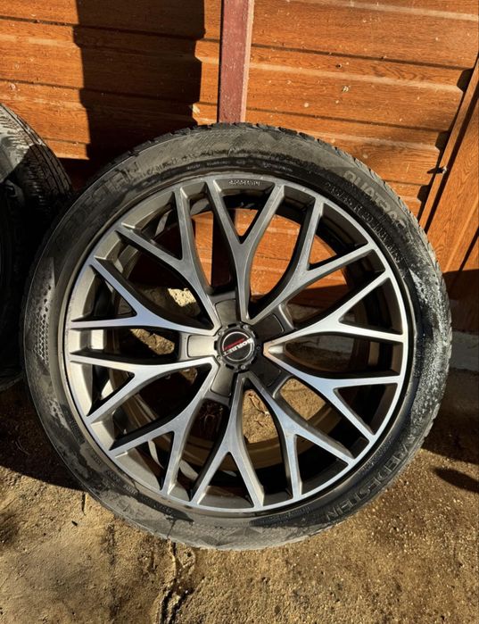 Koła 20 5x114,3 opony wielosezonowe vredestein