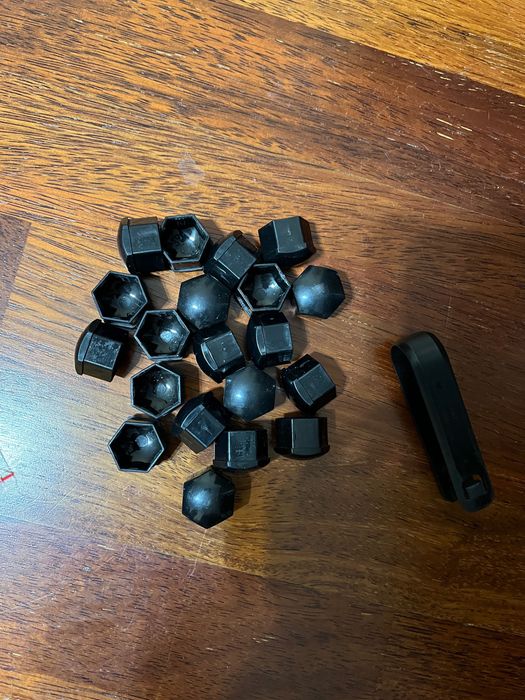 Колпачки для болтов