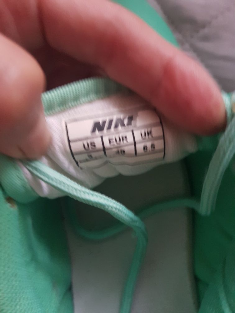 Dzis przecena!   Nike roz 40 długość wkładki 26 cm