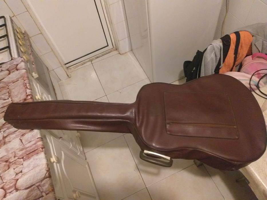 Viola em bom estado