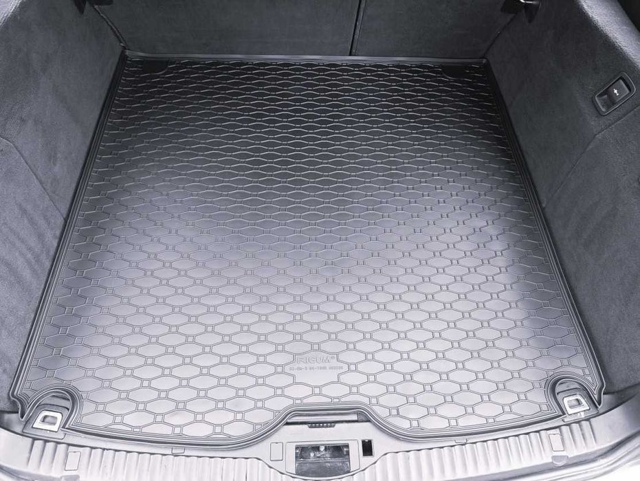 BMW 5 E61 Touring Килимок у багажник | Гумовий коврик БМВ |Rigum Чехія