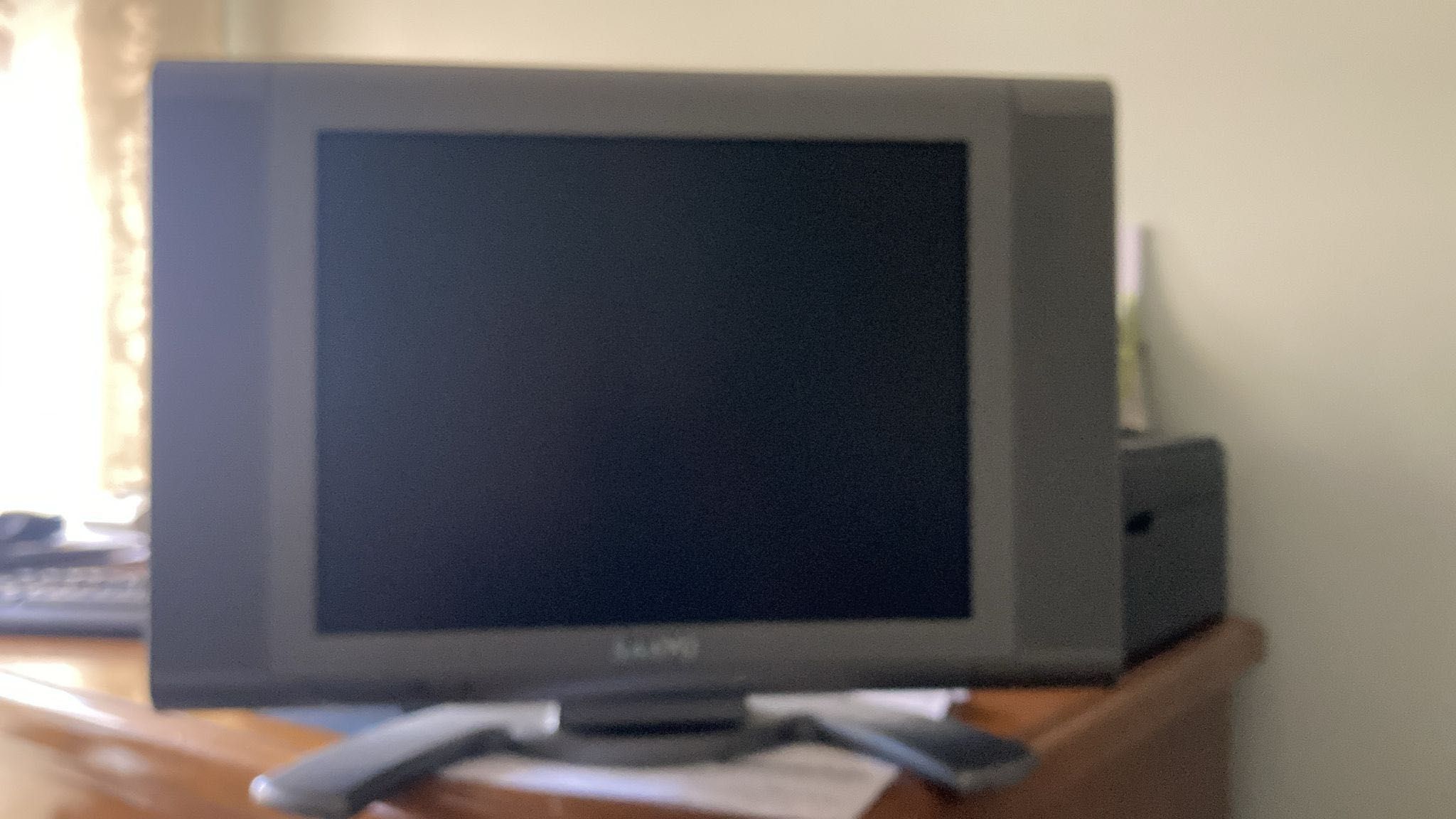 Televisão Sanyo a funcionar