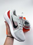 Акція! Кросівки Nike Vomero 16 сірі (42,5) Нові, в коробці!