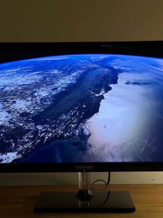 Ecrã Samsung 24" FHD monitor - S24C570HL