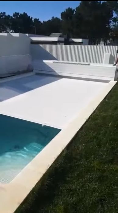 Safety pool covers from Mergulho Salgado Piscinas e Spas