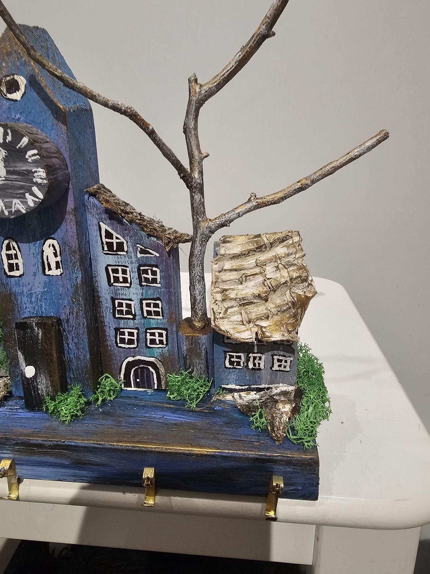 Domki wieszak 26x23x9 Handmade