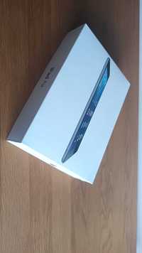 iPad Air model A1475 wifi, celluar, 64GB