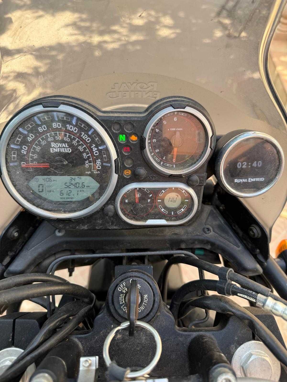 Royal Enfield Himalayan 411