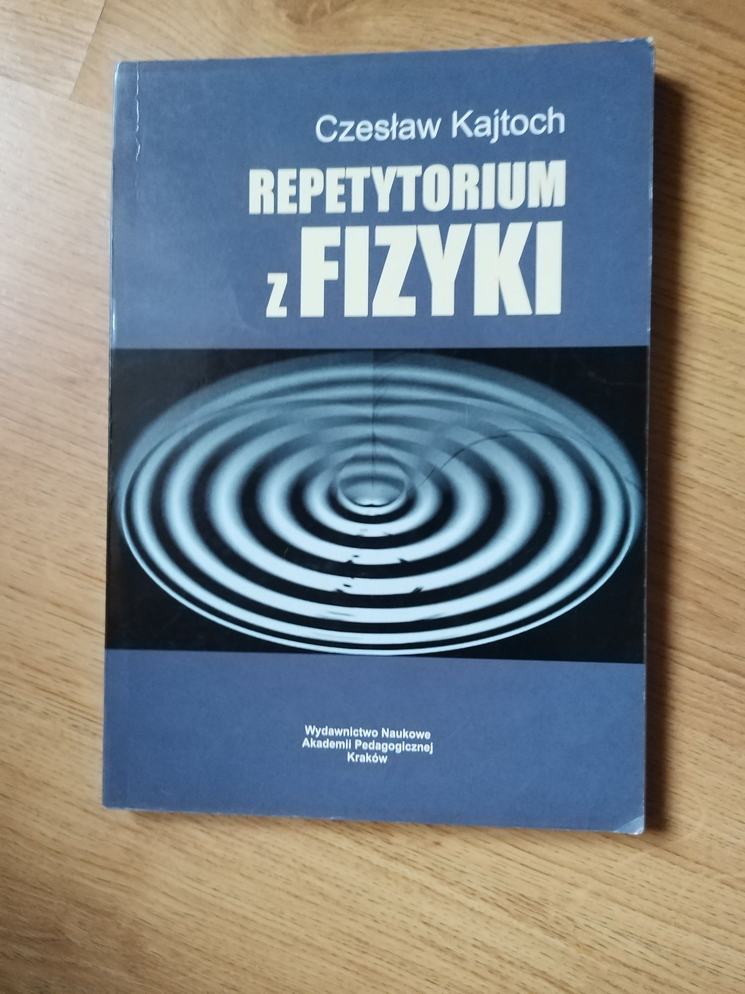 Repertytorium z fizyki Czesław Kajtoch