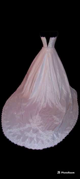 suknia ślubna unikat designerska ręcznie szyta wartości 8000 zł