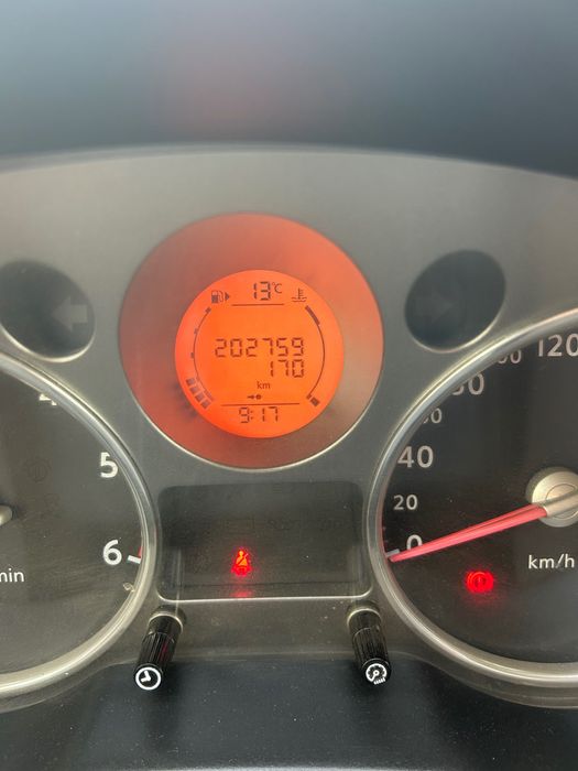 Nissan X Trail 2.2