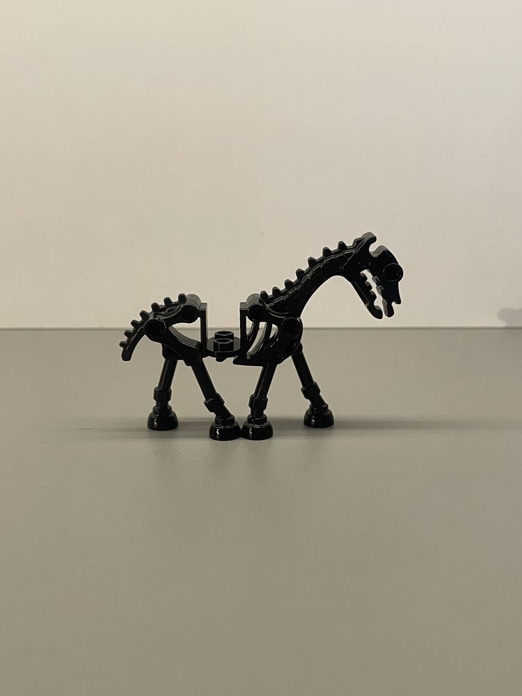 Lego Figurka Koń szkielet czarny 74463