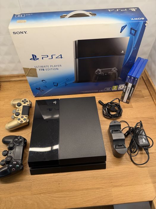 Zestaw PS4 1TB I Sony stacja Dualshock4 I 2 pady I 3 gry