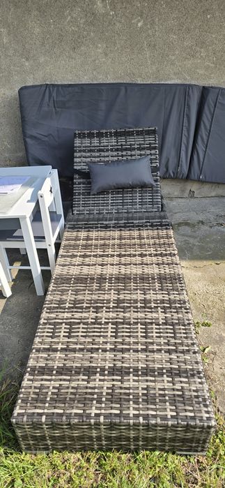 Leżak.ogrodowy ,wiklina, składany