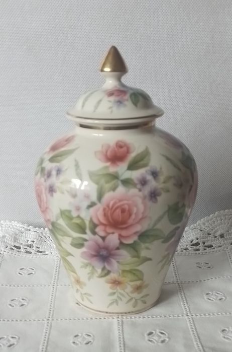 Pote em porcelana Ibis Aveiro