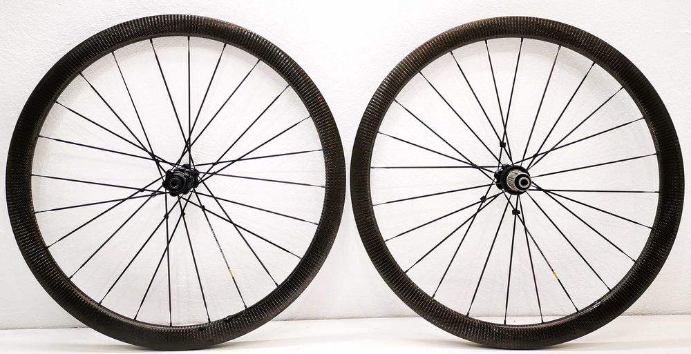 Koła szosowe  Mavic Cosmic Pro Carbon SL Disc 28 cali TLR