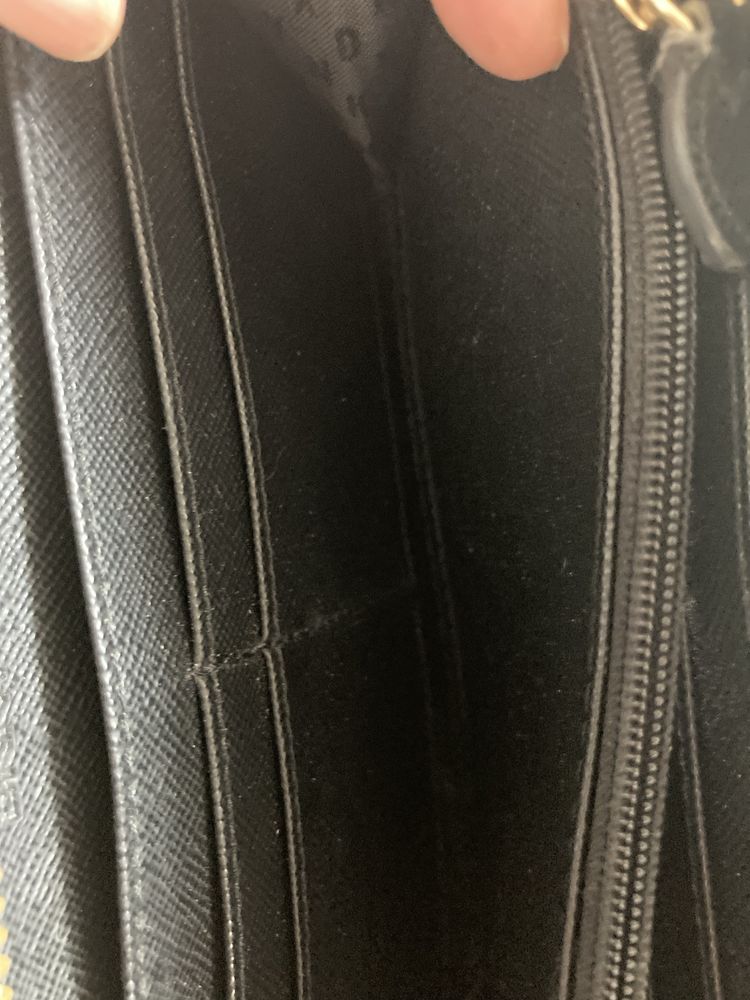 Portfel Dkny skóra materiał