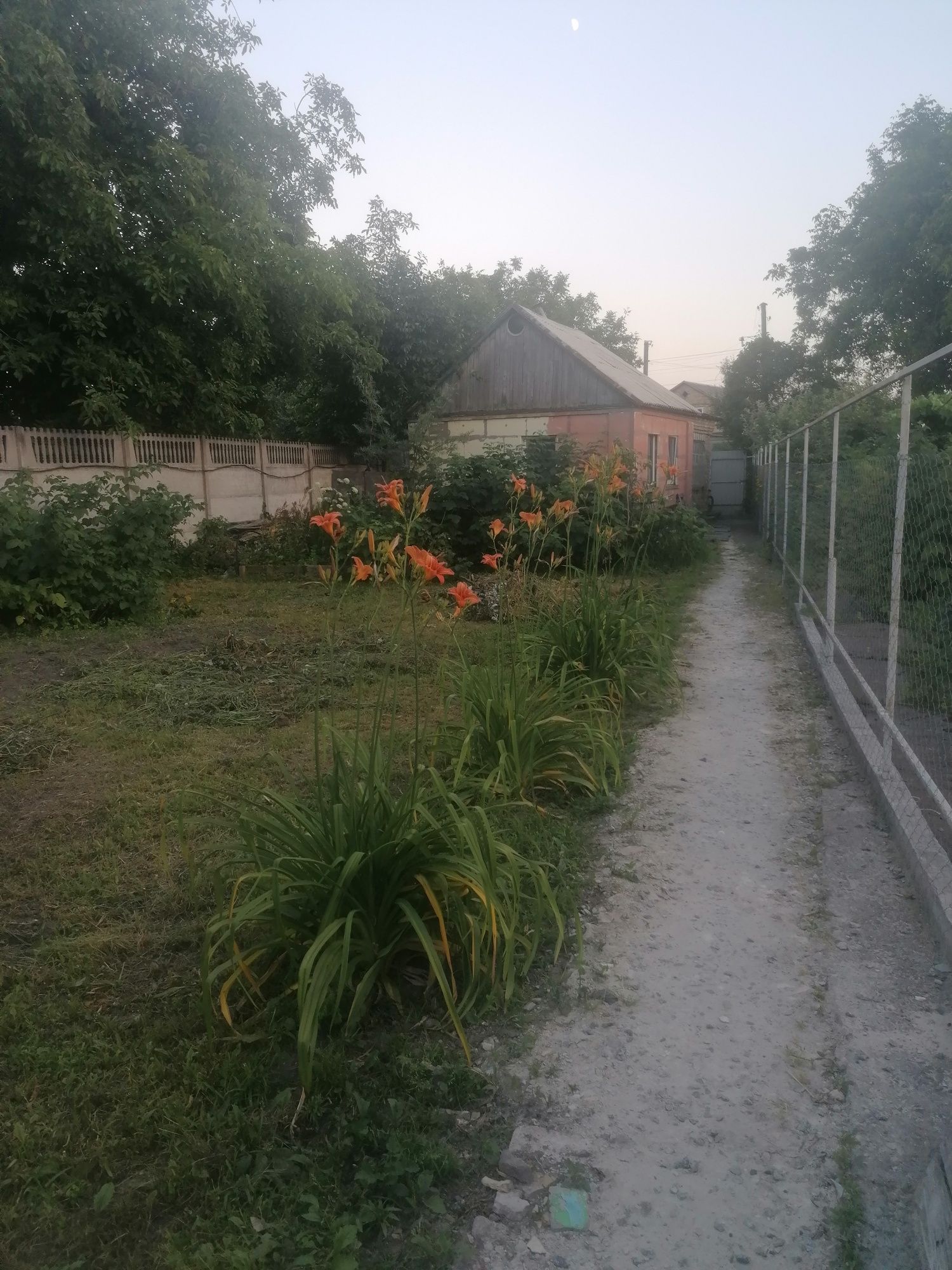 Продам свій будинок в центрі, у с. Крюківщина Київська обл.