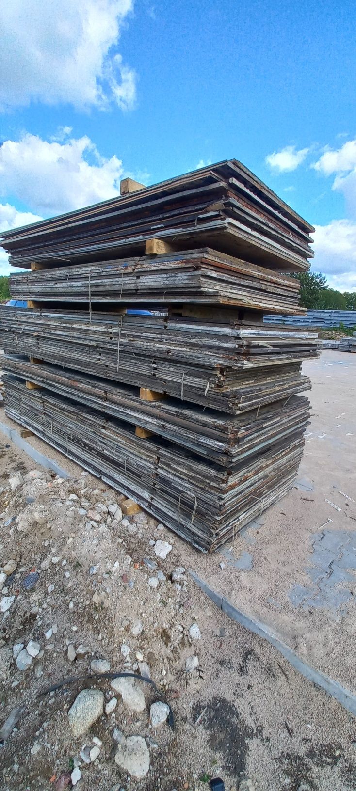 Sklejka szalunkowa 18mm  3,3x1,2 m nie doka , ulma , peri