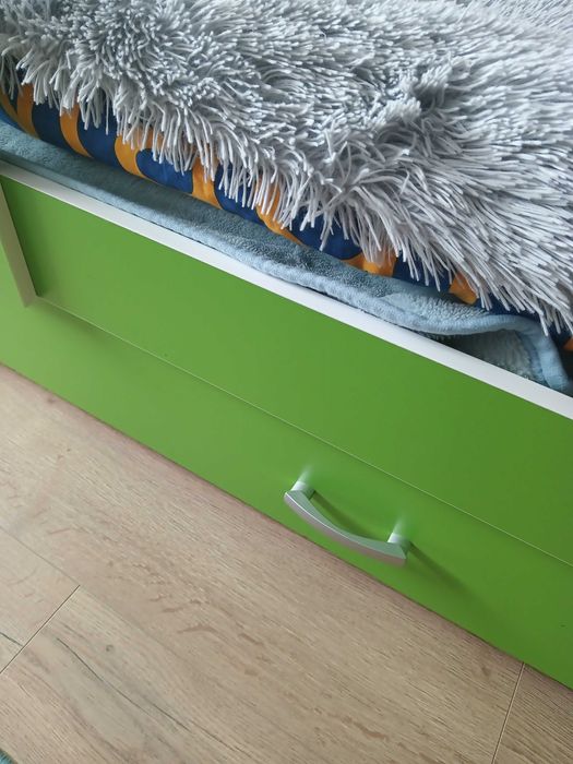 Sprzedam łóżko dziecięce 160/80