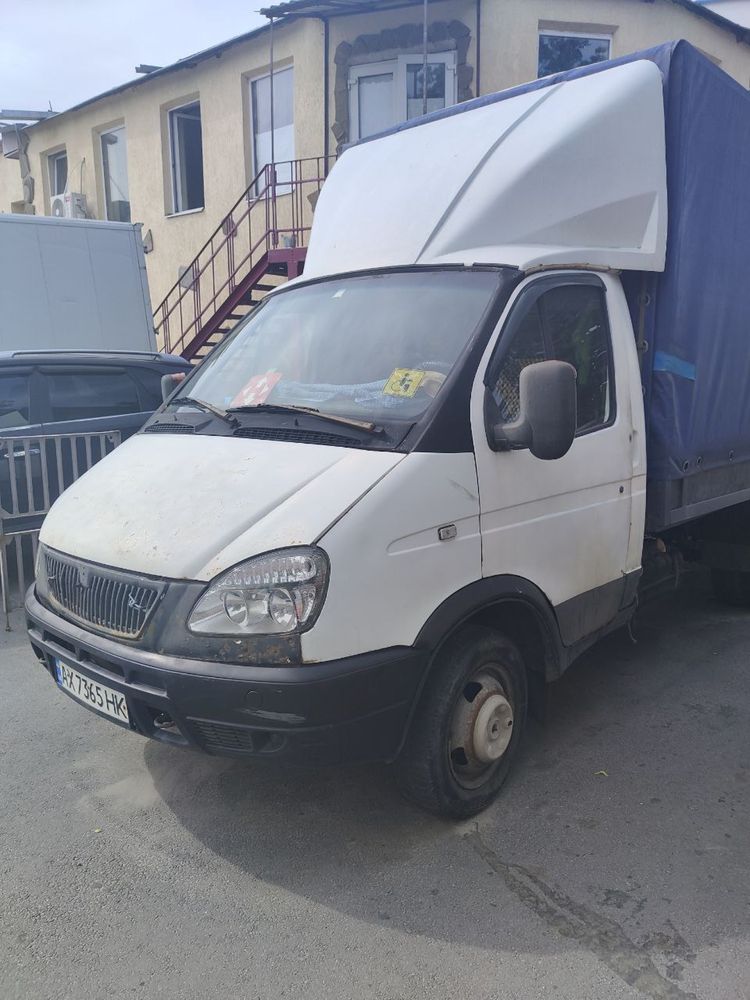 Автомобіль вантажний ГАЗ 330214