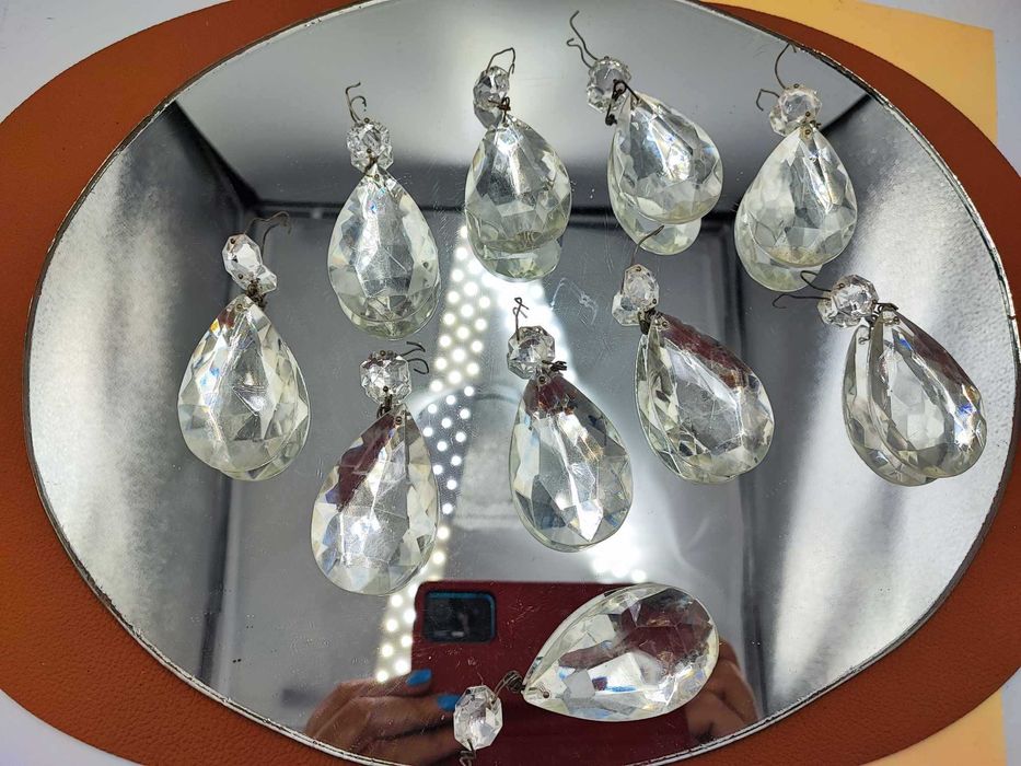 Stare kryształki szklane migdałki wys.9,4 cm.cena za 1 szt.