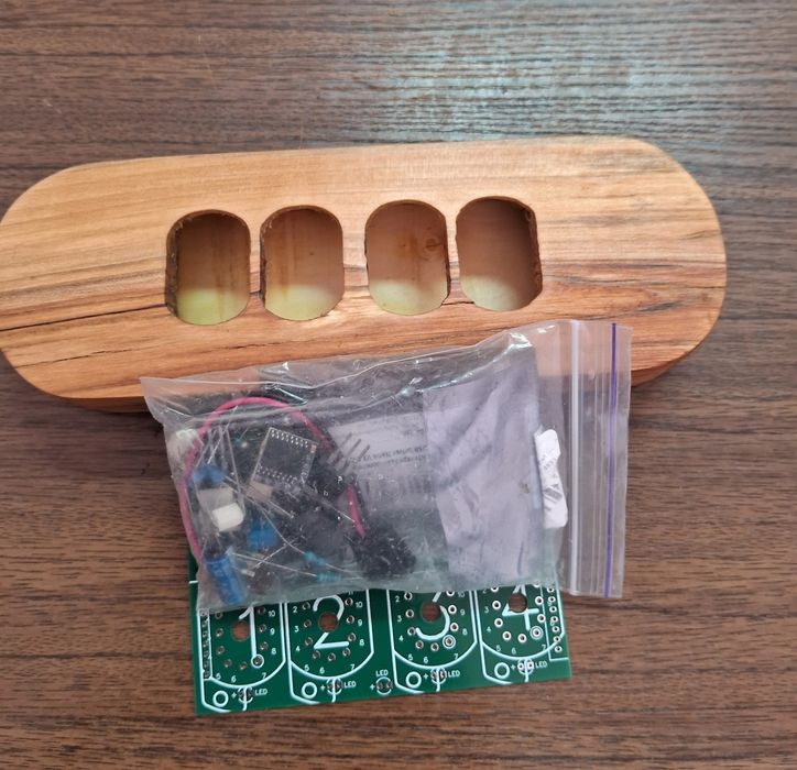 Часы - набор конструктор. Nixie clock ин12. Корпус на выбор + детали.