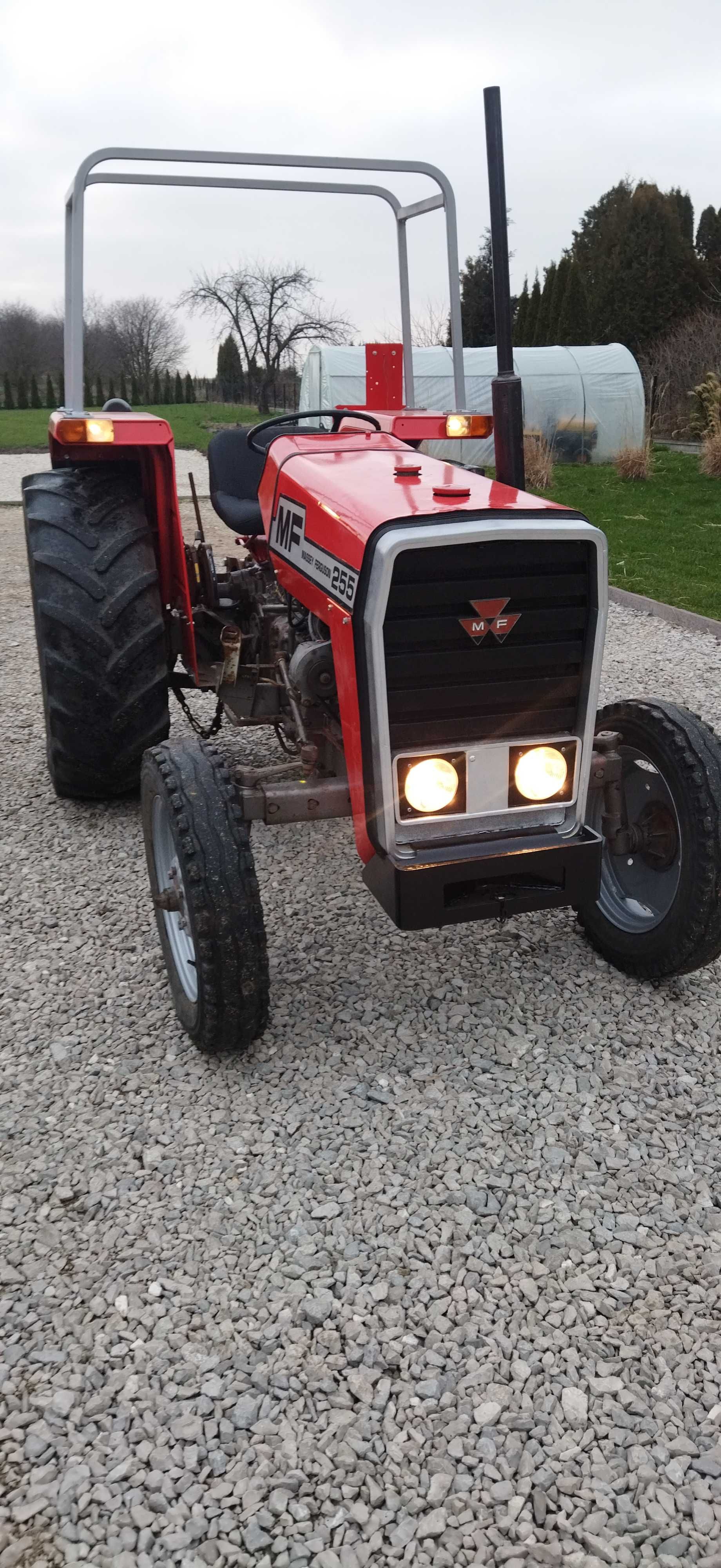 Massey Ferguson 260