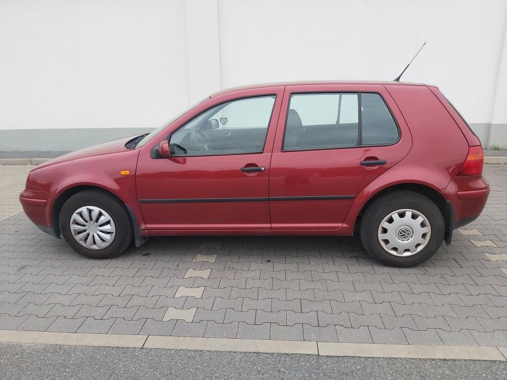 VW GOLF IV RED lpg sekwencje tania jazda 1 właściciel