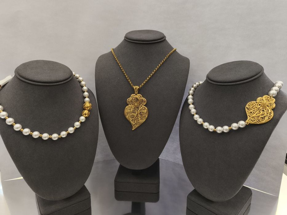 Colar coração de Viana, em Prata