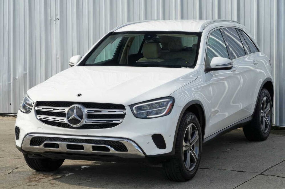 Mercedes-Benz GLC GLC 300 4MATIC      2021