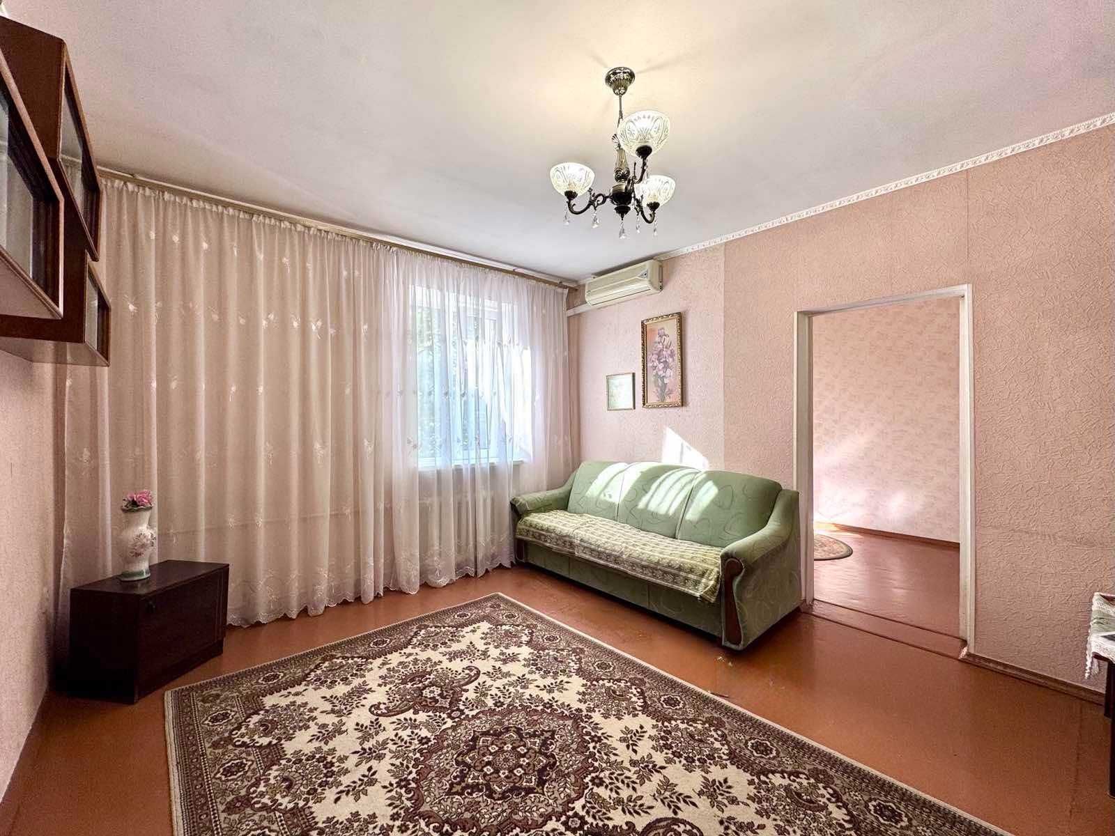 Продаю затишну 2к квартиру біля ринку Колос. ц1