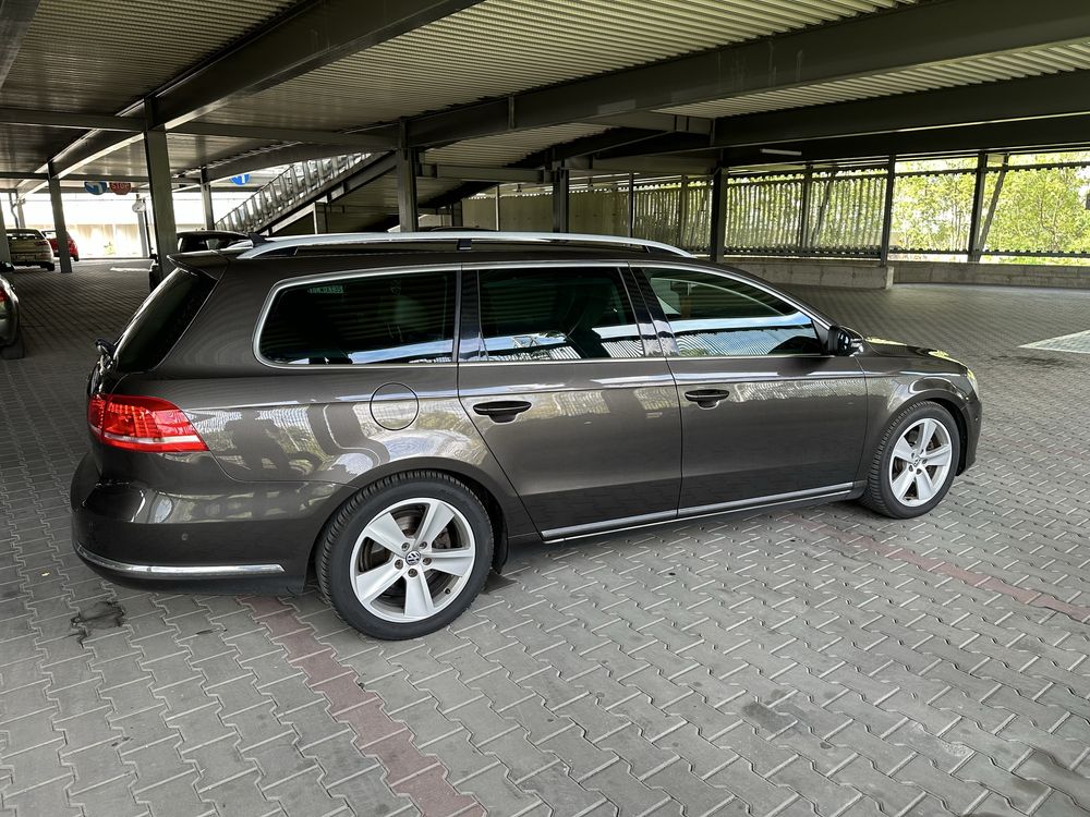 VW Passat B7 2,0tdi 170km highline manual asystent pasa kamera webasto