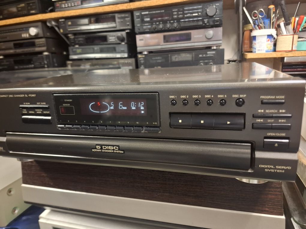 Zmieniarka Technics SL-PD887