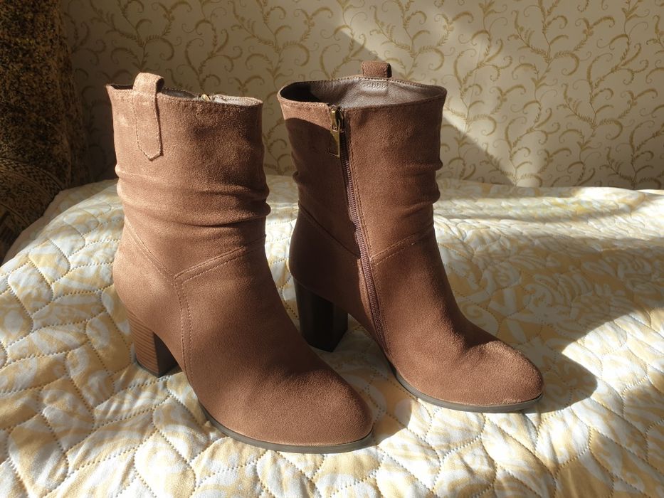 Полусапожки! (Замшевые) - Идеальные! 38р-р!