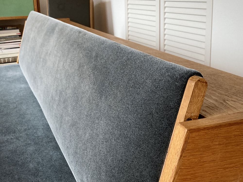 Duńska sofa Hans Wegner dla Getama GE 258, lata 60, klasyk designu