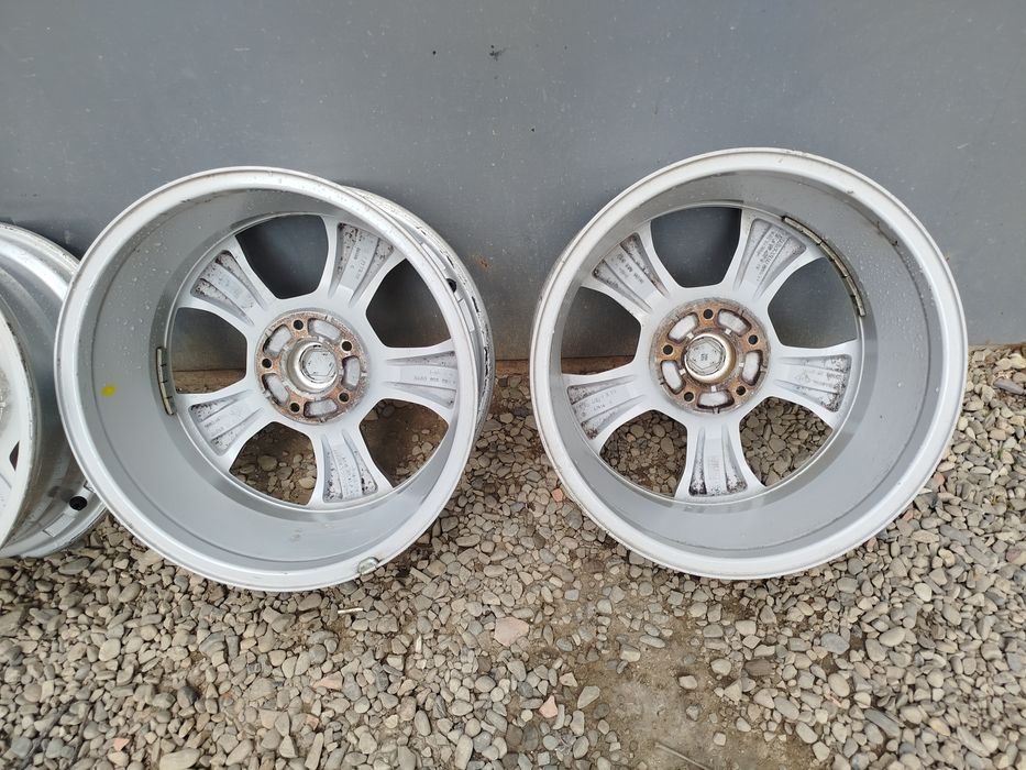 Легкосплавні диски R17 5/114.3 оригінал