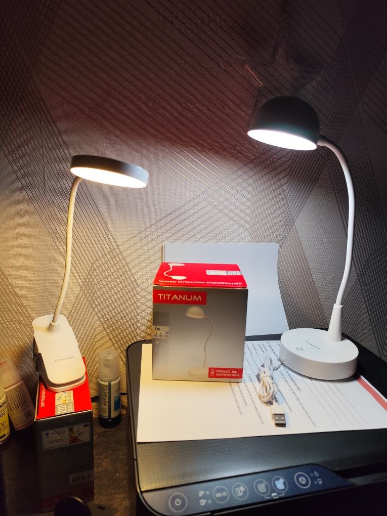 Настiльна LED лампа з акумулятором TITANUM TLTF-012W 7W 3000-6000K АКБ