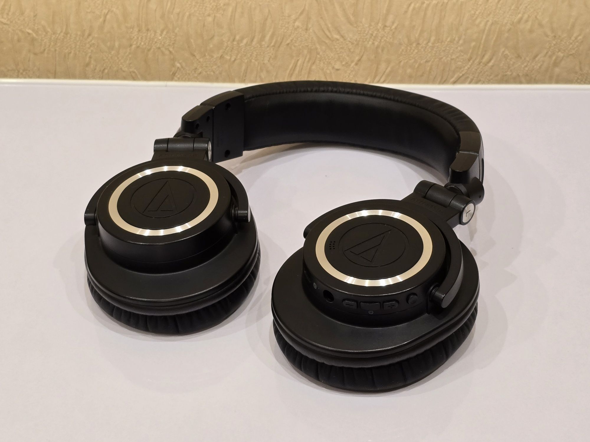 Навушники Audio-Technica ATH-M50xBT2
