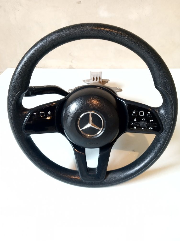 Mercedes  907 906