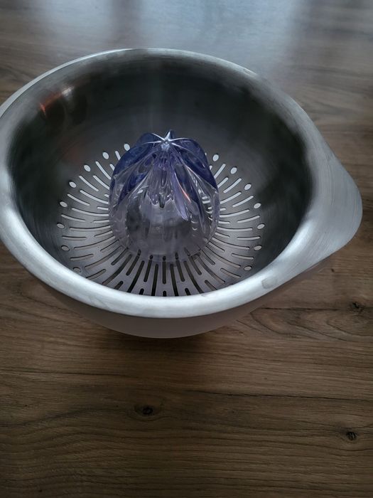 Wyciskarka do cytrusów AT312